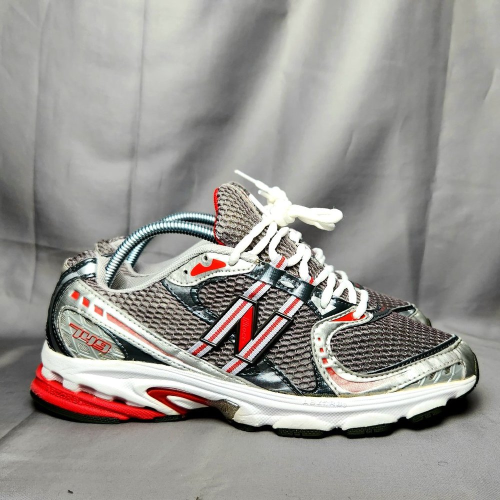 New Balance '749' (2009)